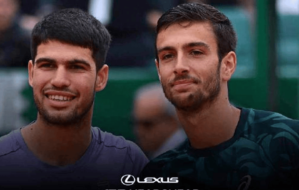 在绿茵场中 在绿茵场中