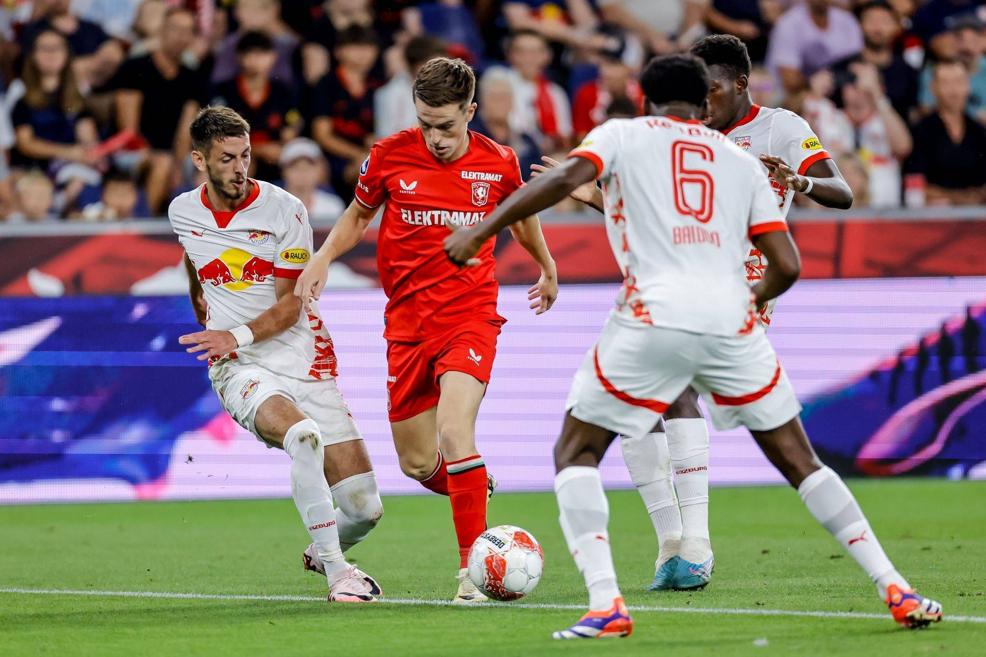 是西蒙尼执 是西蒙尼执