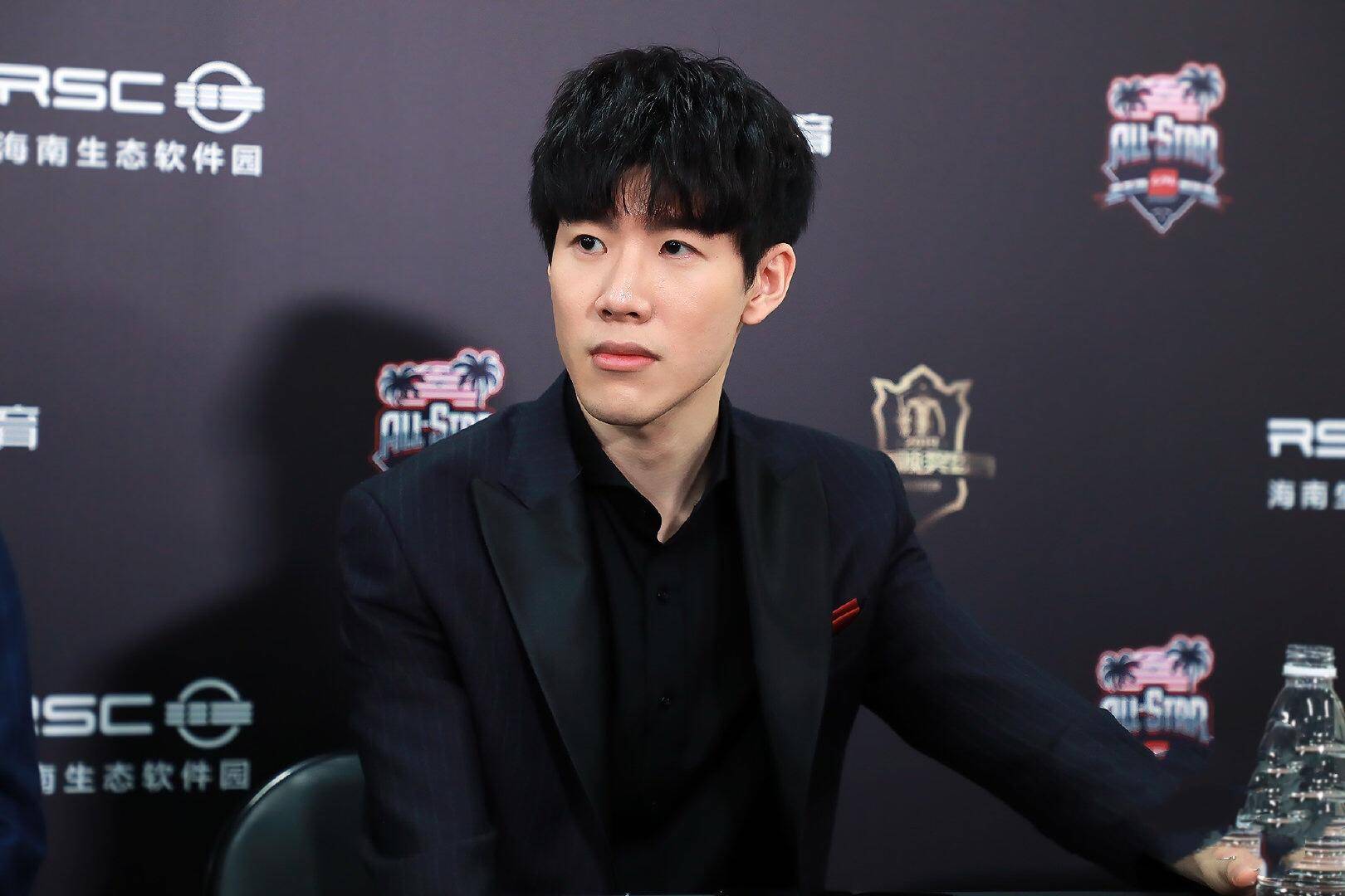 学校要加强 学校要加强