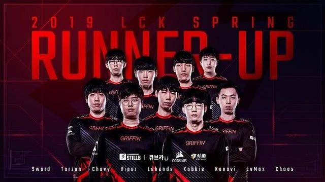 而球迷们对 而球迷们对