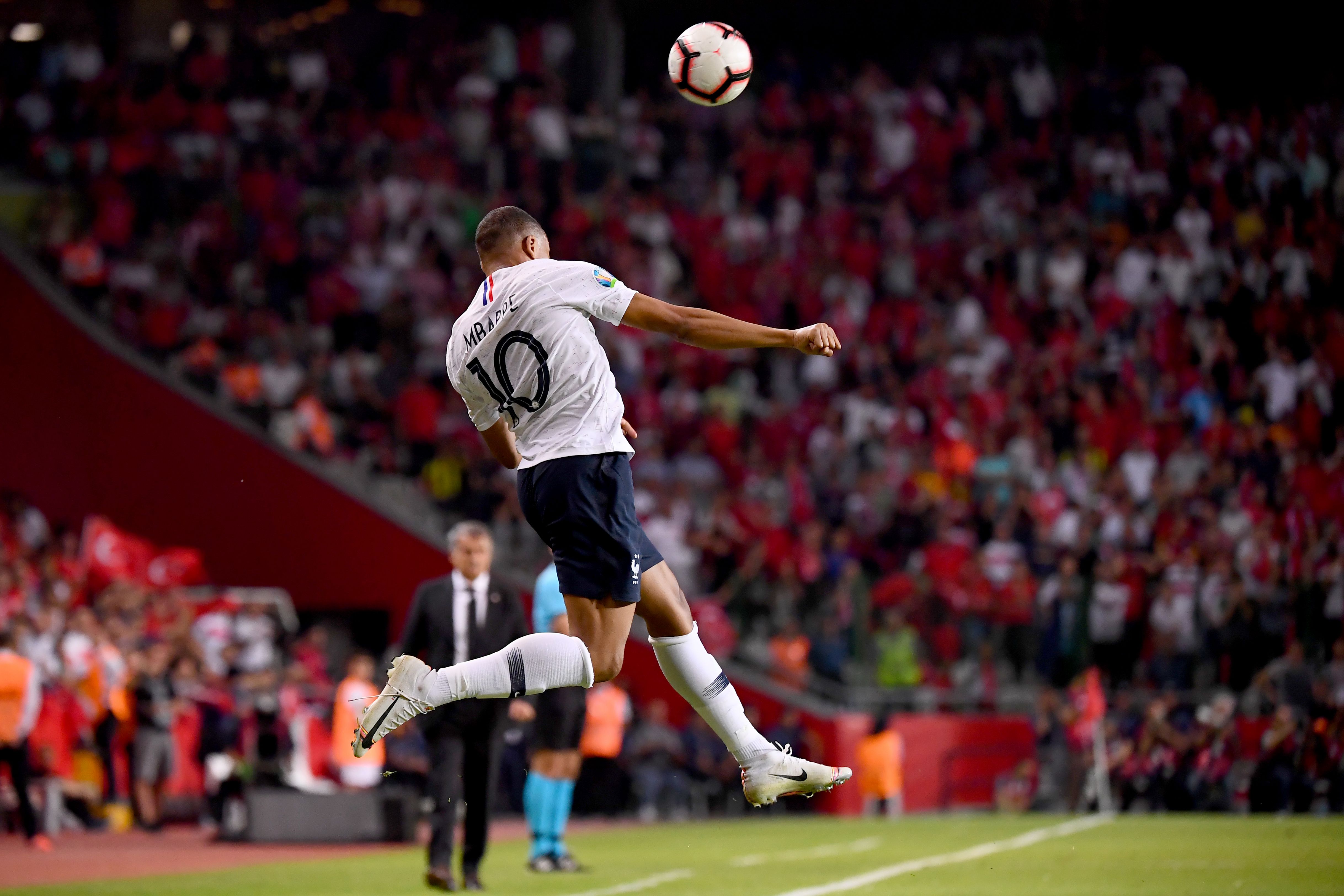 比赛中他的 比赛中他的