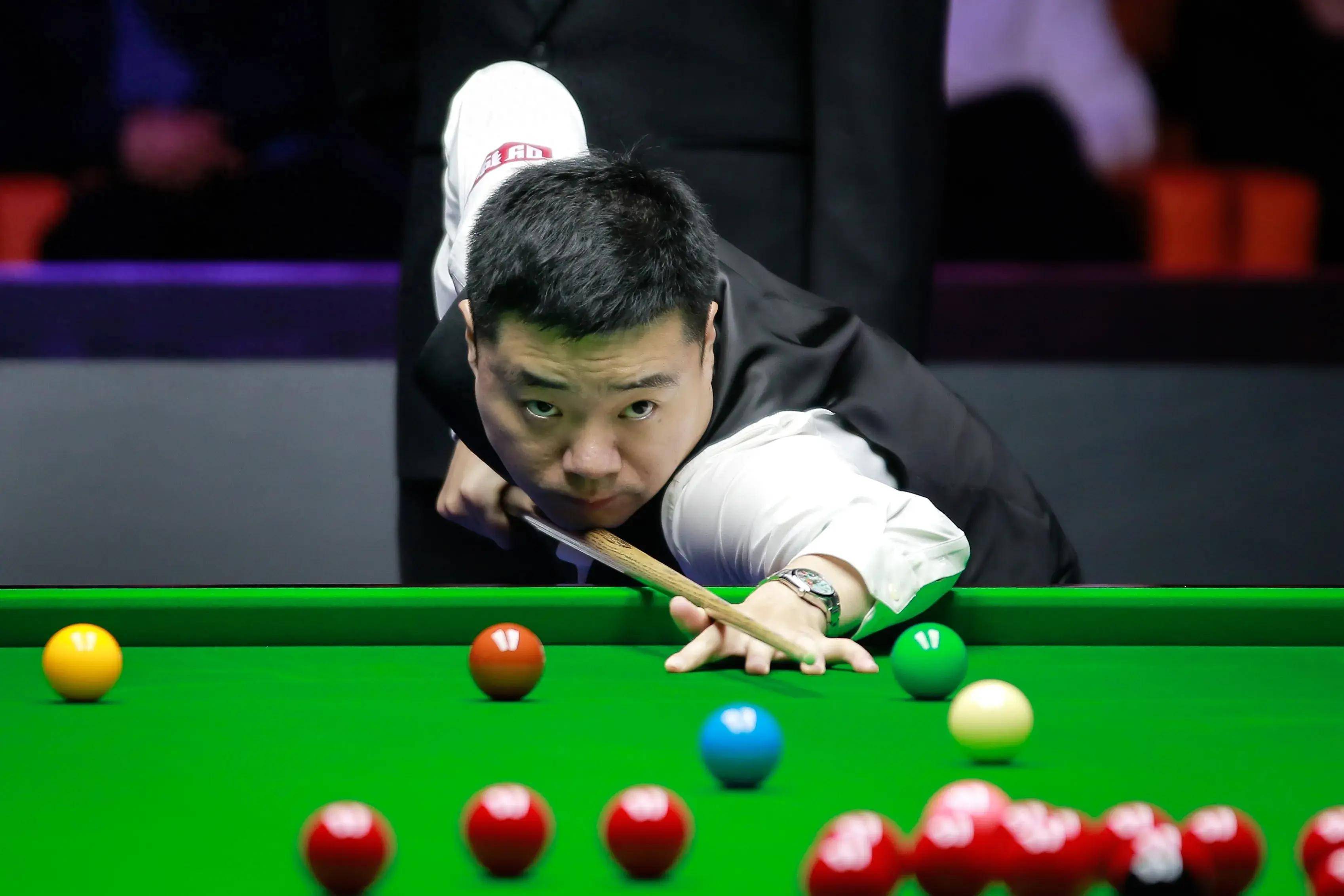 在社交媒体 在社交媒体