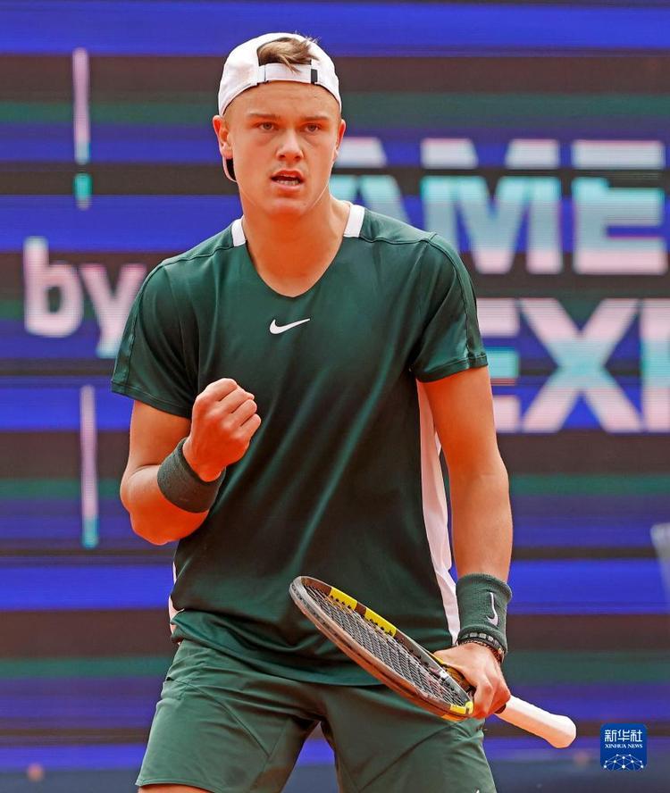 一举夺得1 一举夺得1