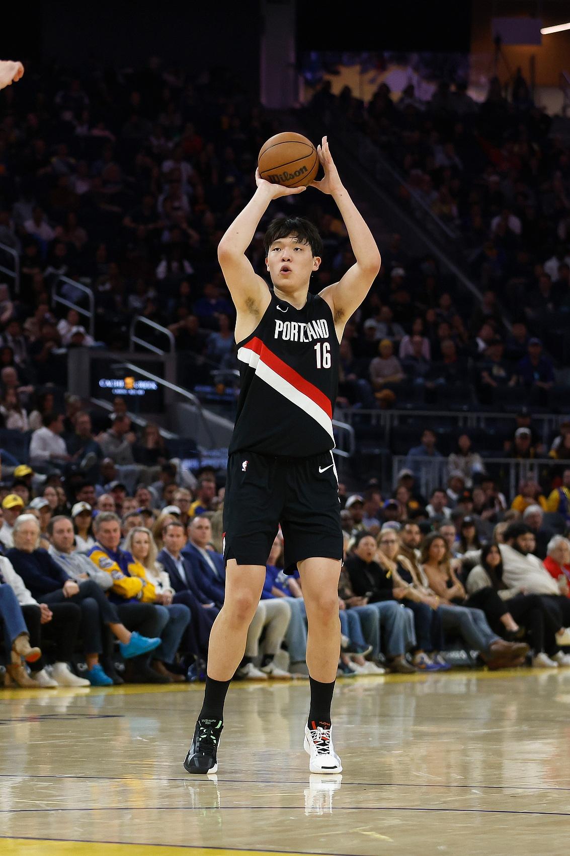 转会流言再 转会流言再