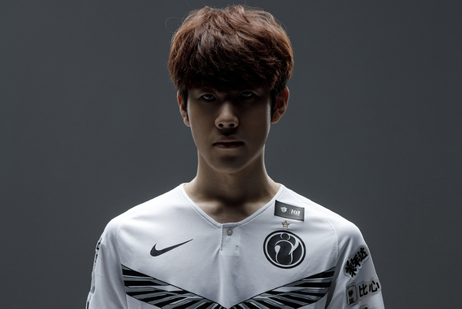 导致输出与 导致输出与