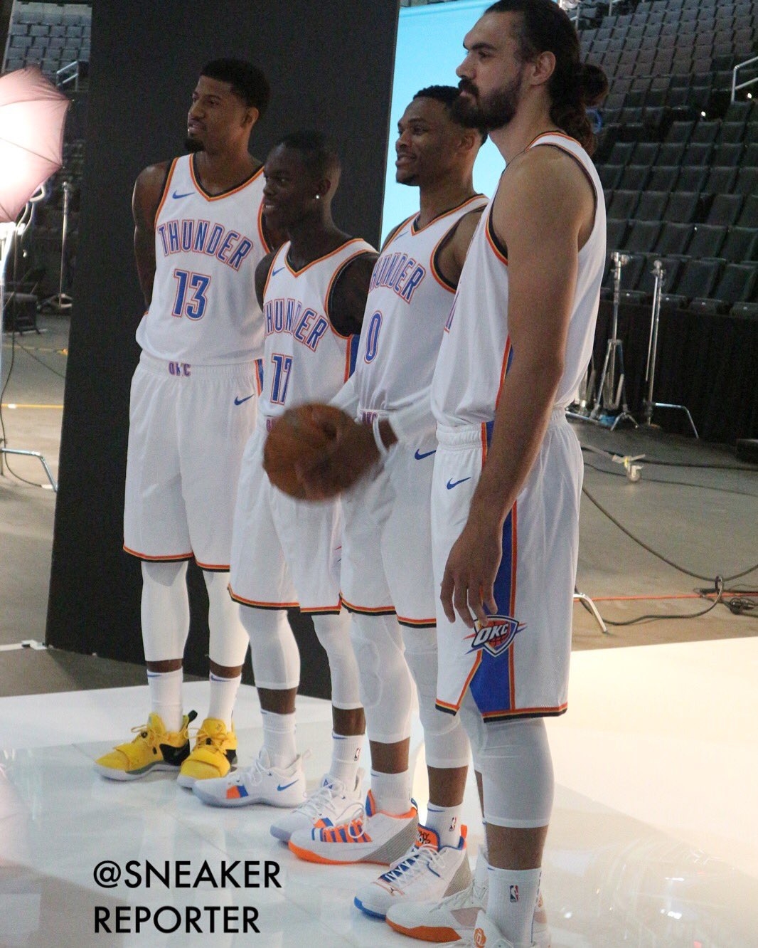 像一面镜子 像一面镜子