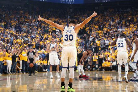 吼压向客队 吼压向客队